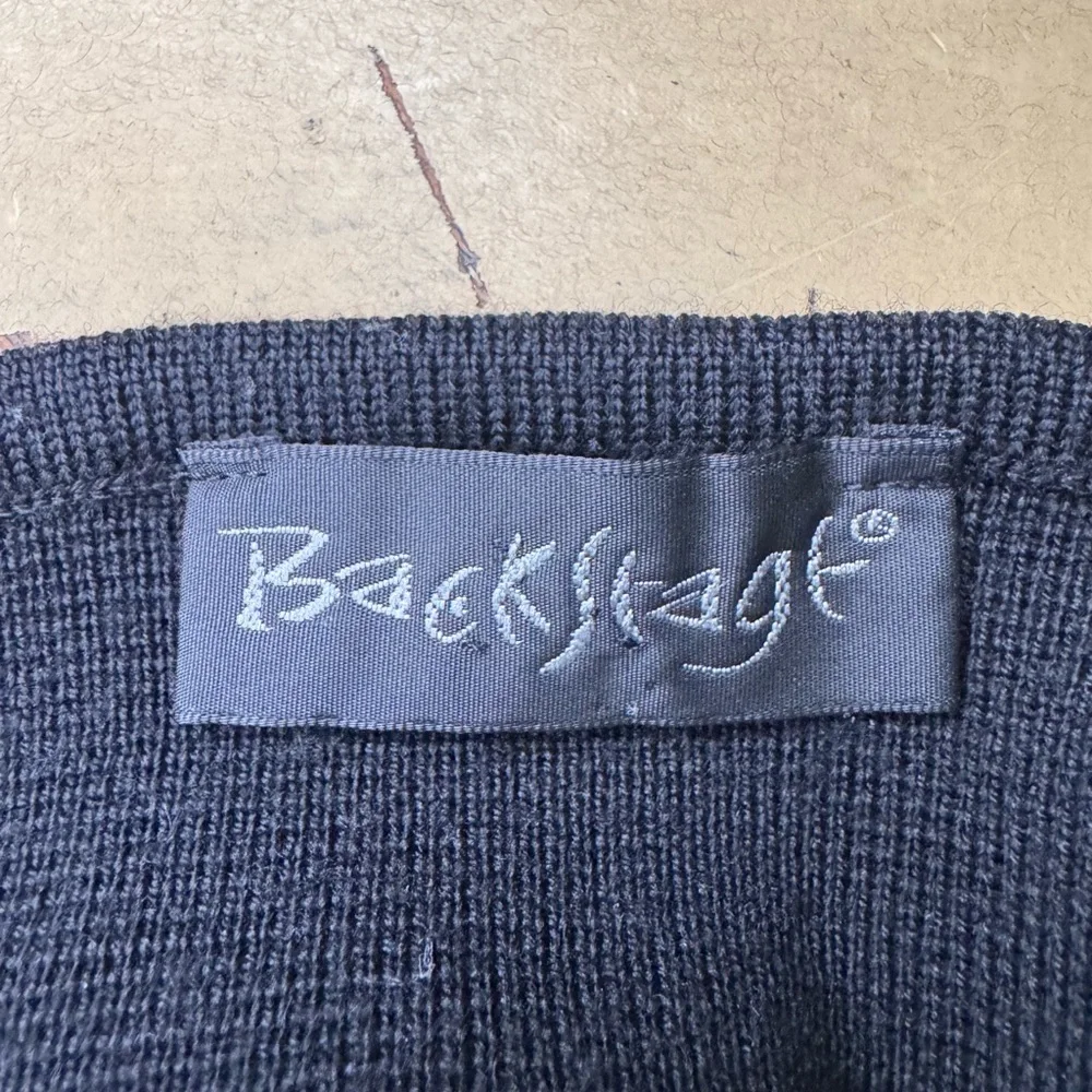 Backstage boutique sweater